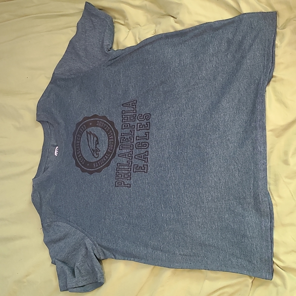 Philadelphia Eagles tshirt